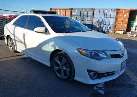 2012 Toyota Camry Se Limited Edition z USA, uszkodzony, nr VIN 4T1BF1FK7CU625204